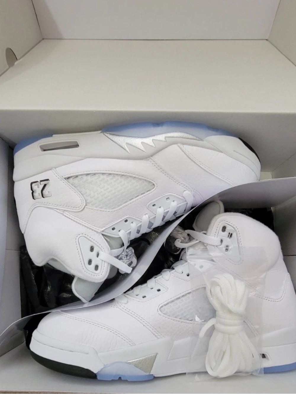 Nike Air Jordan 5 Retro Size 11 White Metallic Silver  Brand New NO BOX